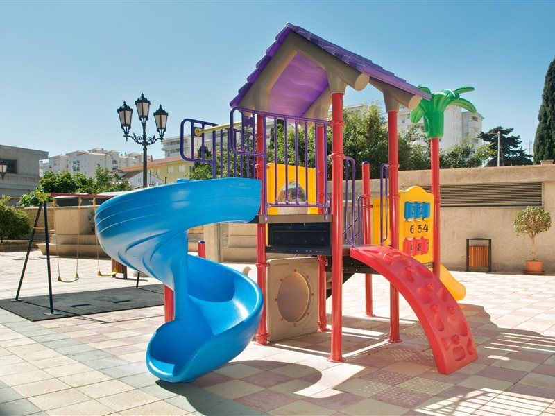 Nuria Sol Apts