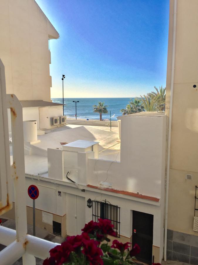 By Belonio * Fuengirola