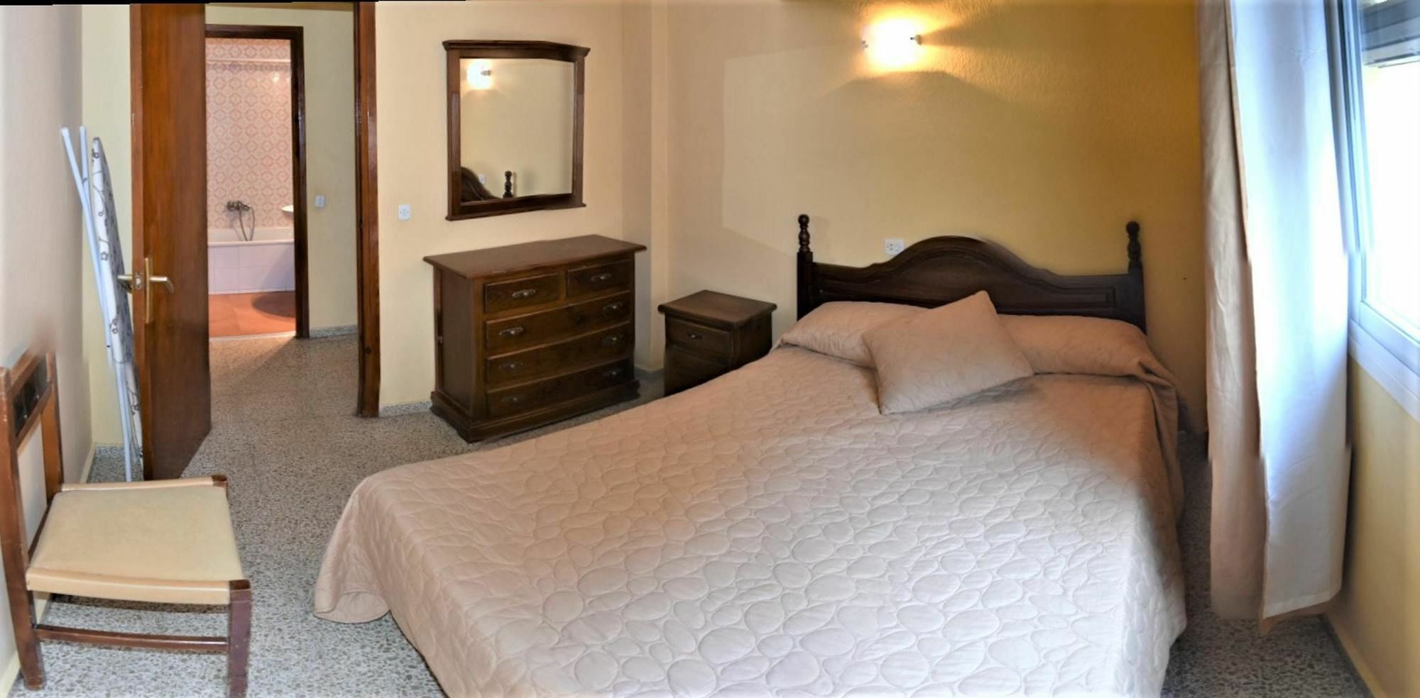 Apartamento With 3 Bedrooms In Fuengirola, With Balcony - 800 M From The