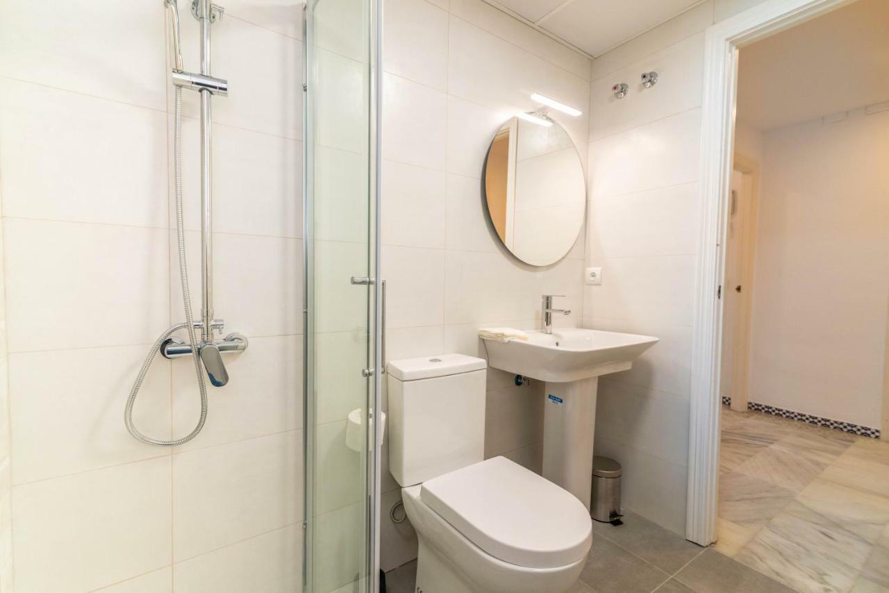 Well-located 3bdr In Apartment