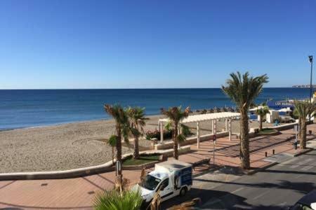 Espectacular 1ª Linea De Playa...te Enamoraras!!! Fuengirola