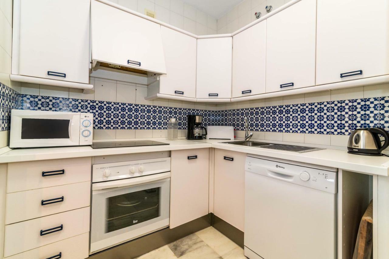 Well-located 3bdr In Apartment