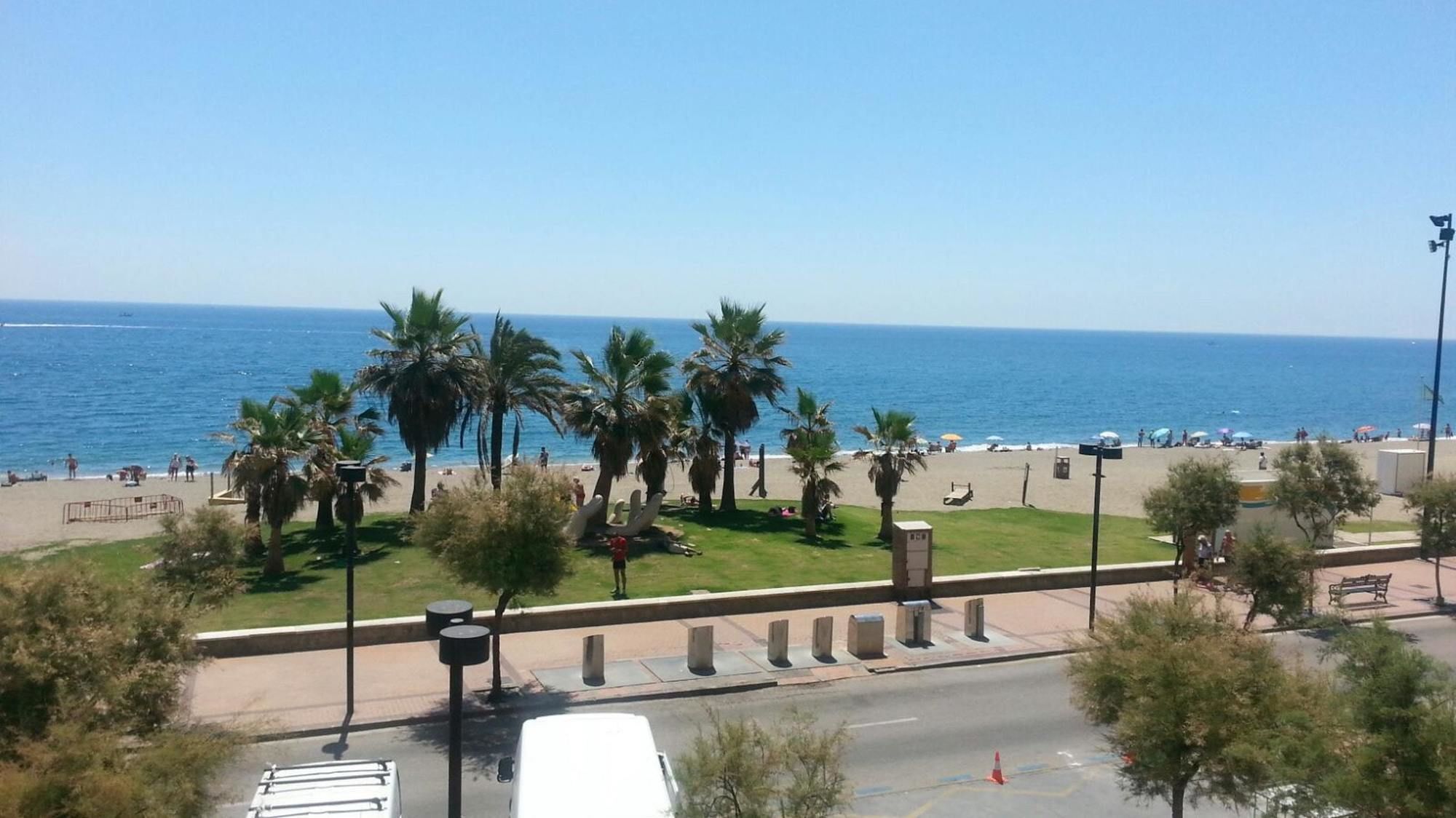 Apartment With 2 Bedrooms In - 100 M From The *